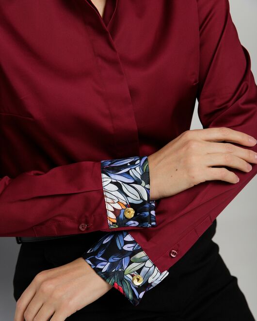 Рубашка хлопковая под запонки винная с отделкой пионы 8947 от byME  Рубашка хлопковая под запонки винная с отделкой пионы 8947 от byME