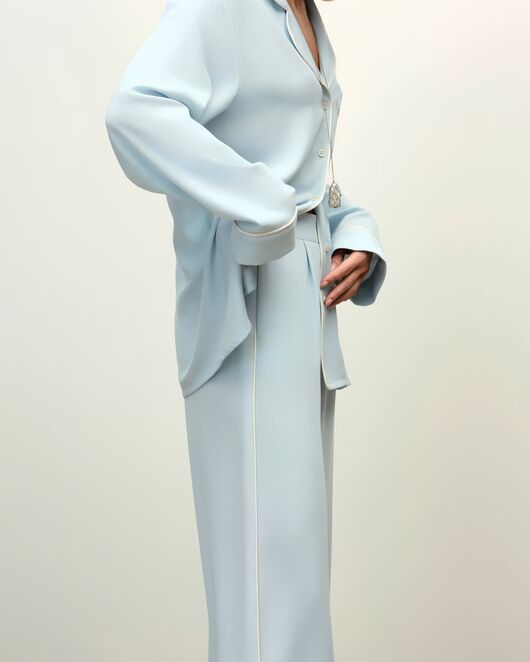 Женская рубашка из тонкого итальянского крепа голубая-5205 от  