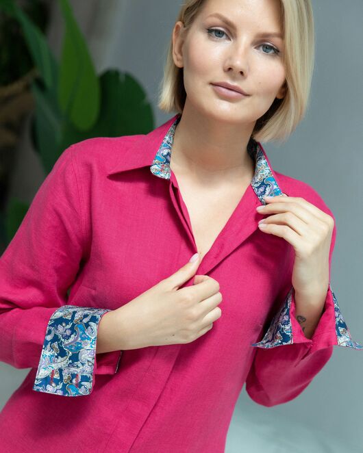 Женская льняная рубашка под пуговицы бордовая - 8336 от byME  Женская льняная рубашка под пуговицы бордовая - 8336 от byME