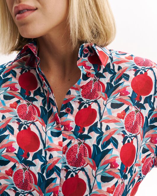 Женская рубашка  из крапивы в оверсайз силуэте принт гранаты  8988 от byME  Женская рубашка  из крапивы в оверсайз силуэте принт гранаты  8988 от byME