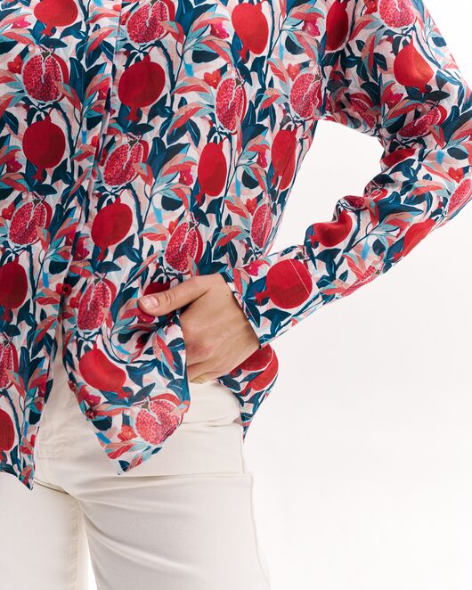 Женская рубашка  из крапивы в оверсайз силуэте принт гранаты  8988 от byME  Женская рубашка  из крапивы в оверсайз силуэте принт гранаты  8988 от byME