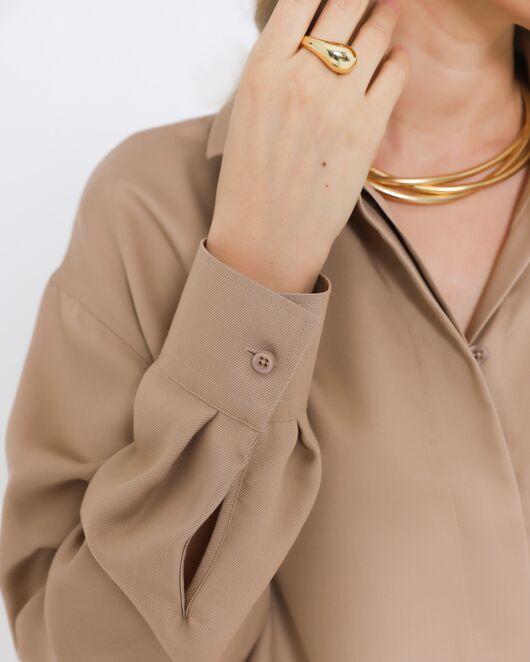 Женская рубашка бежевая из лиоцела 8975 от byME 