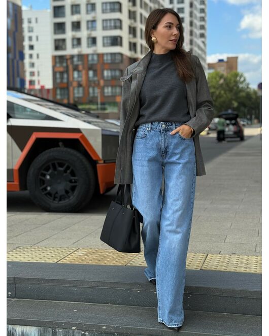 Топ из шерсти мериноса тонкой вязки и шелка Mulberry темно-серый от byME 