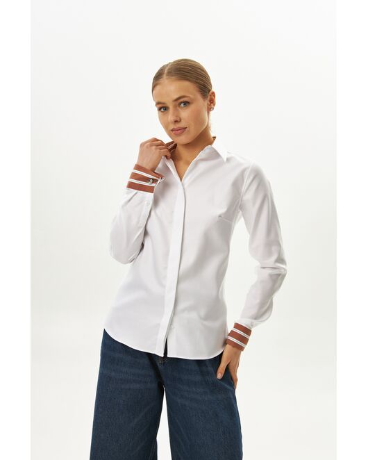 Женская рубашка из хлопка полуприталенная белая с отделкой-9064 от byME 