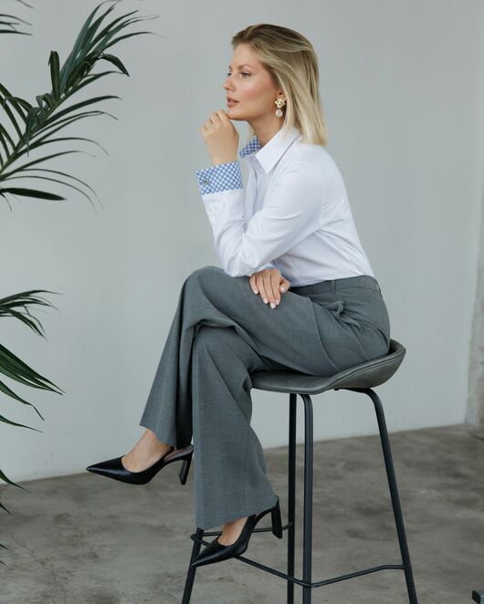 Женская рубашка из хлопка белая с отделкой орнамент под запонки 8983 от  