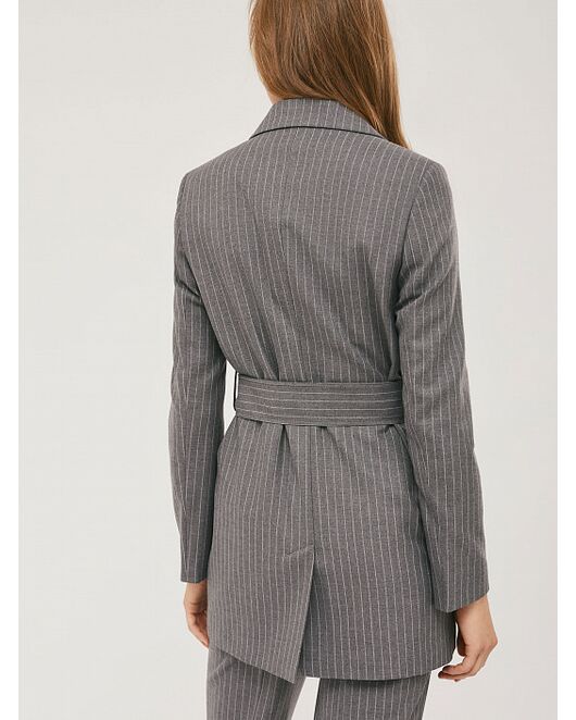 Удлиненный жакет с поясом серый в белую полоску от byME 