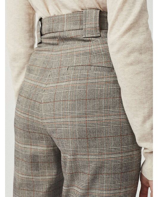 Костюмные брюки от byME  Костюмные брюки от byME