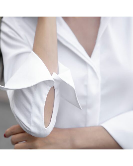 Женская рубашка под пуговицы приталенная Non-Iron белая - 7756 от DoubleCuff 