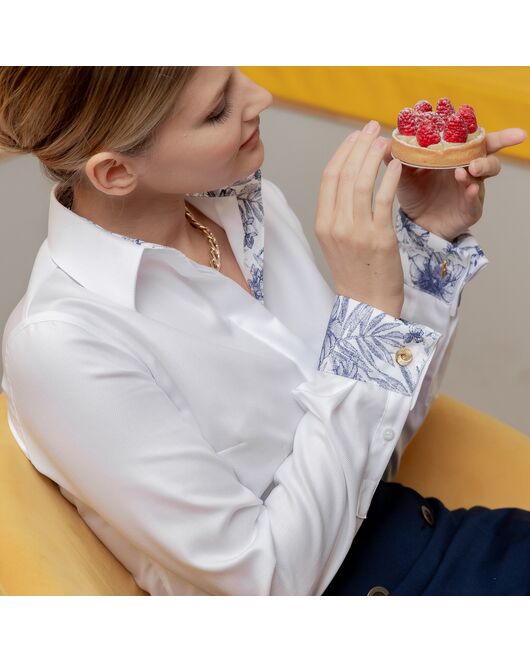 Женская рубашка под запонку белая с супатной застежкой с отделкой - 7879 от byME  Женская рубашка под запонку белая с супатной застежкой с отделкой - 7879 от byME