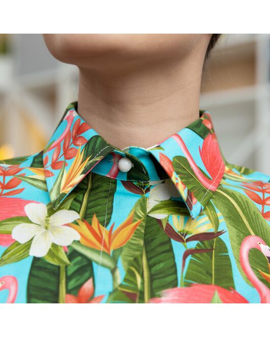 Женская рубашка с высоким манжетом под пуговицы тропические цветы - 7888 от byME 