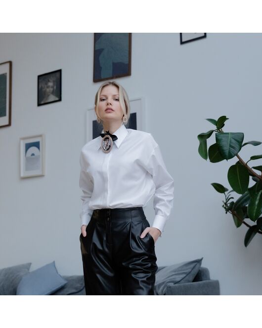 Женская рубашка под запонку белая - 7914 от byME  Женская рубашка под запонку белая - 7914 от byME